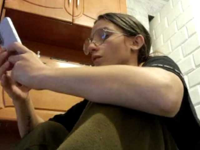 Evacrazys live cam on BongaCams
