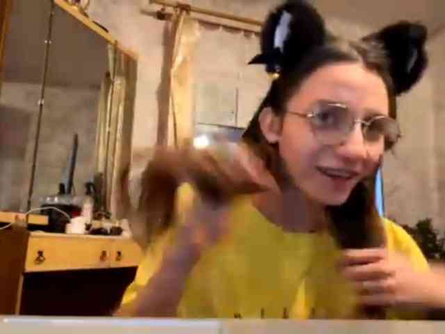 Evacrazys's webcam live show