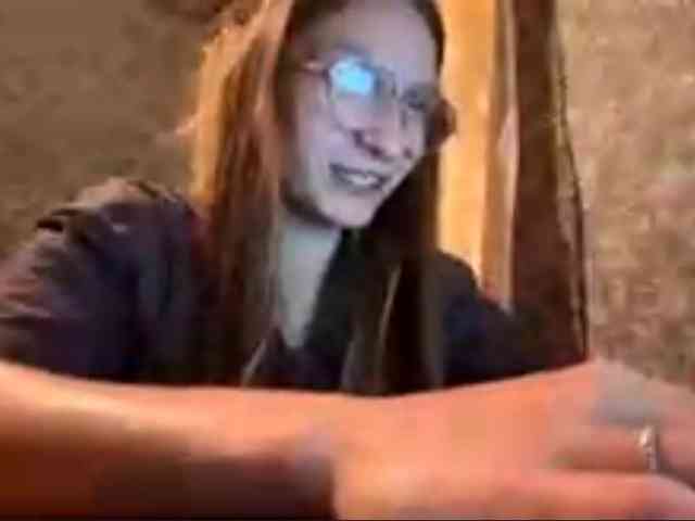 Evacrazys webcam
