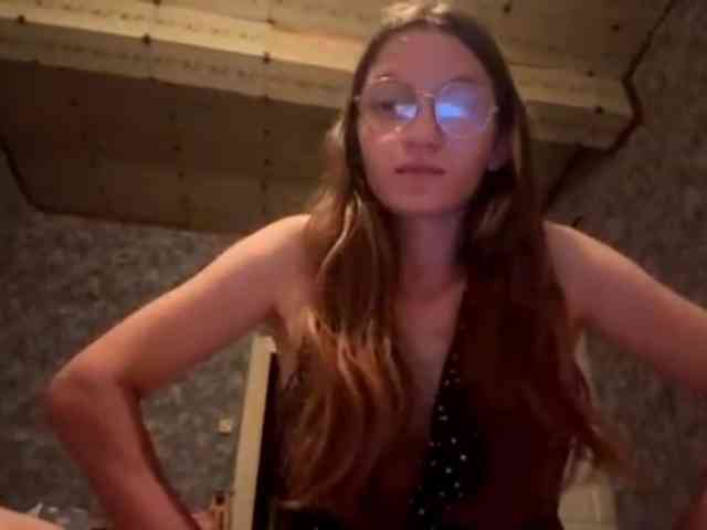 Evacrazys webcam