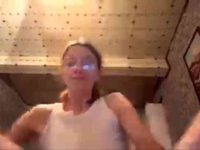 Evacrazys webcam