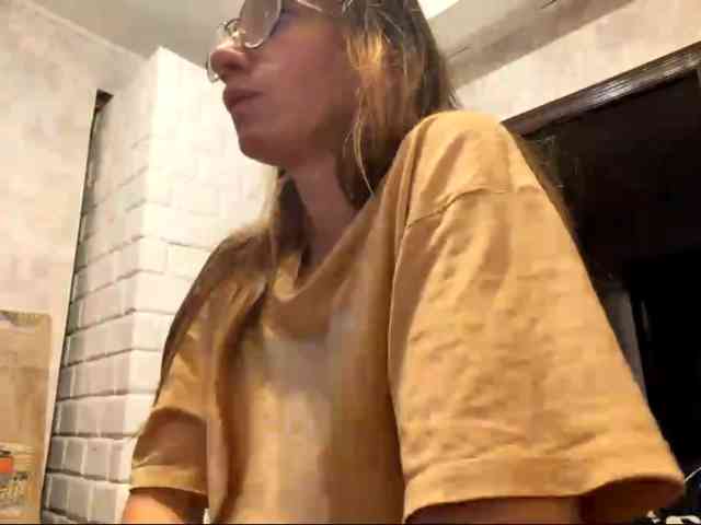 Evacrazys's webcam live show