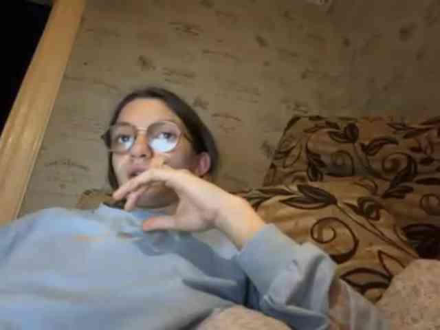 Evacrazys's webcam live show