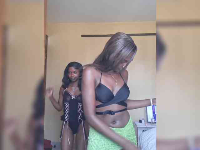 WendybeckyXO webcam