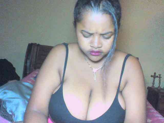 Djenni1 webcam