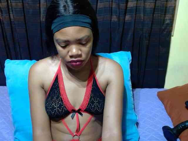 ObedientBlackBabe webcam