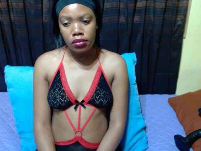 ObedientBlackBabe ObedientBlackBabe