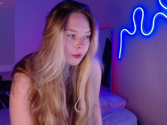Bellabar live cam on BongaCams