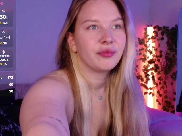 Bellabar live cam on BongaCams