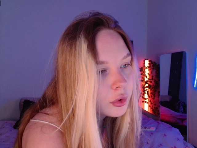 Bellabar live cam on BongaCams