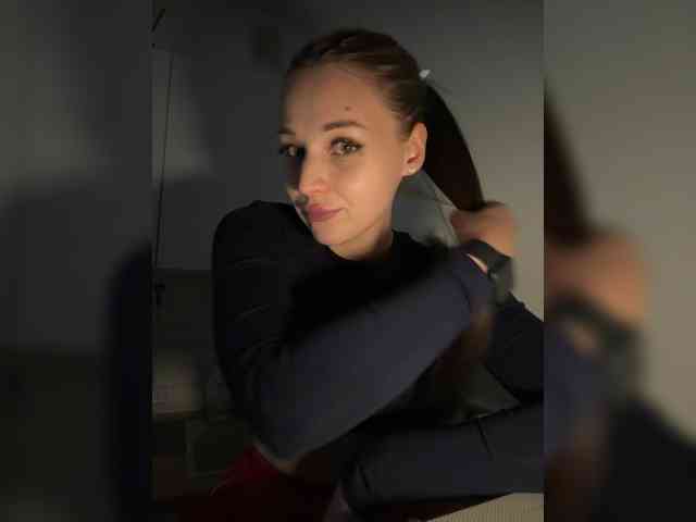 Malishka555 webcam