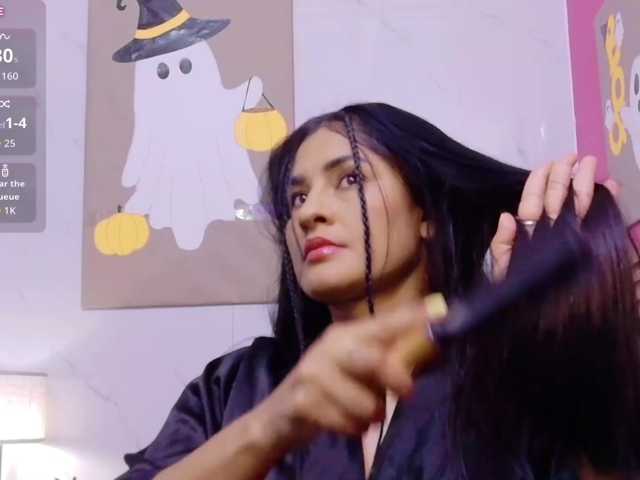 ExoticNativeLatina live cam on BongaCams