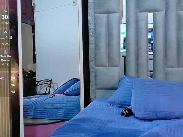 ExoticNativeLatina live cam preview