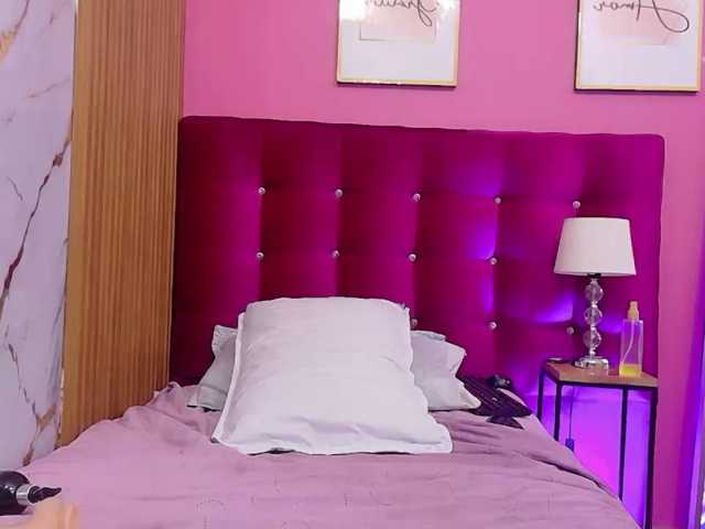 ExoticNativeLatina live cam on BongaCams