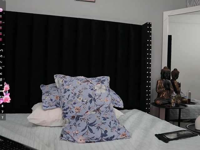 ExoticNativeLatina live cam