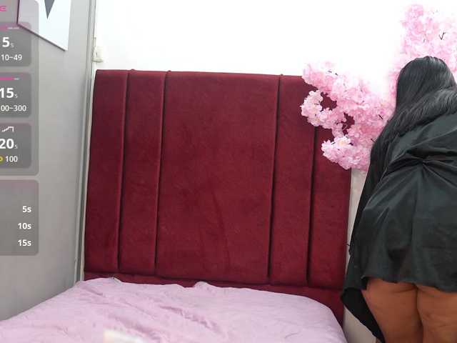 ExoticNativeLatina live cam on BongaCams