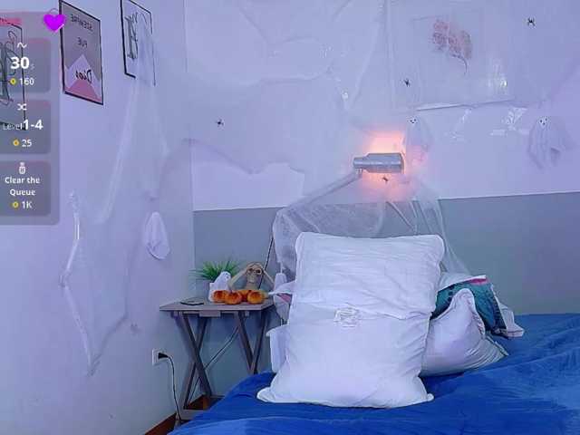 ExoticNativeLatina live cam preview