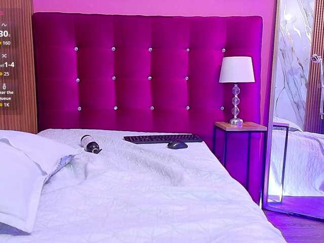 ExoticNativeLatina live webcam show