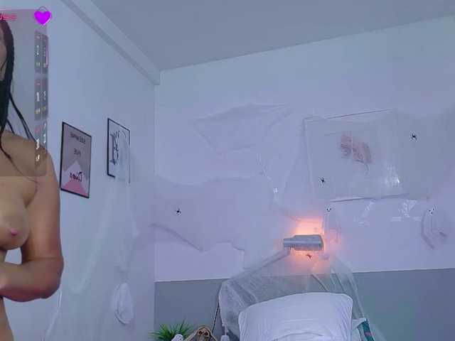 ExoticNativeLatina live cam on BongaCams