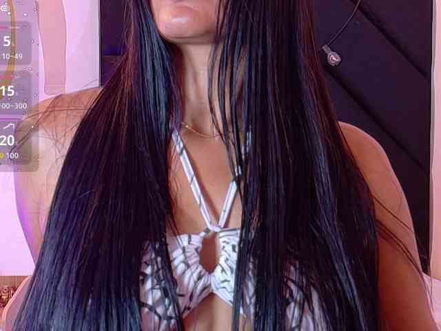 ExoticNativeLatina webcam