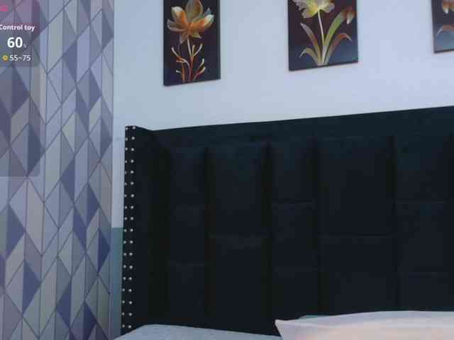 exoticnativelatina's live room