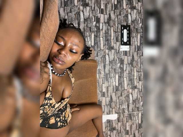 Lubicharm live webcam show