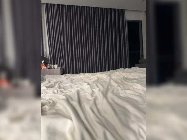 Honeyed_Couple