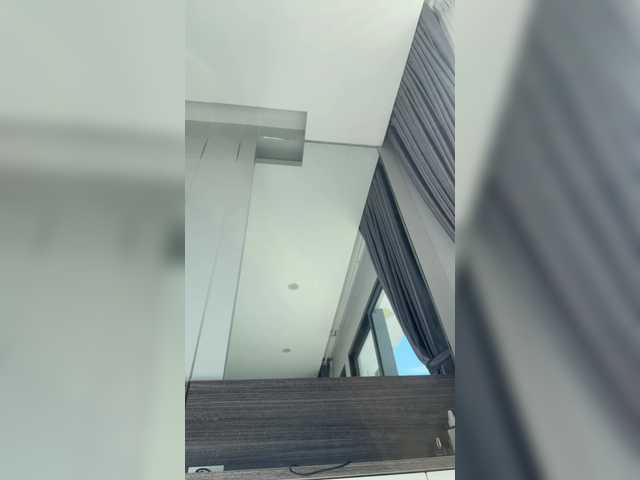 Honeyed_Couple