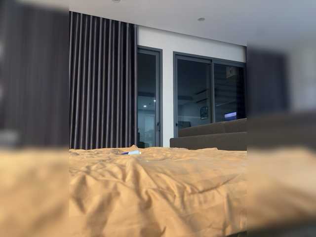 go to chat with Honeyed_Couple