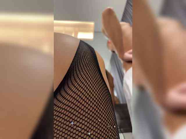 HoneyedCouple8 Live Webcam on BongaCams