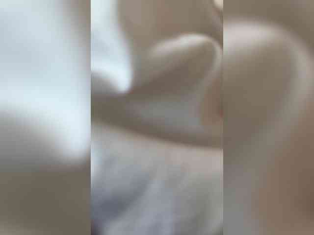 Honeyed_Couple