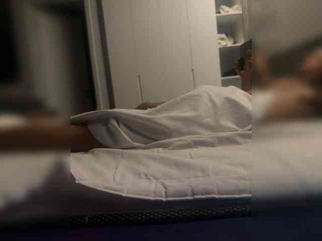 Honeyed_Couple webcam