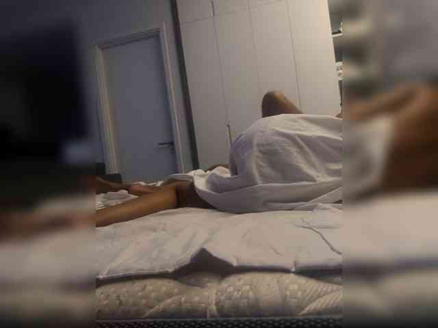 Honeyed_Couple webcam