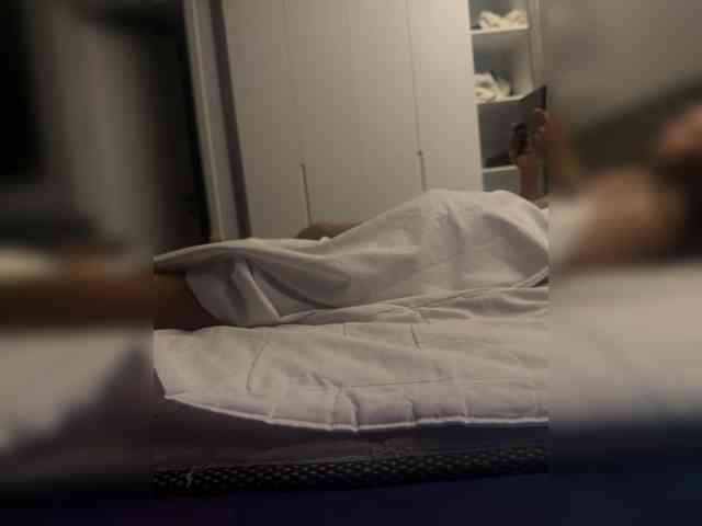 Honeyed_Couple webcam