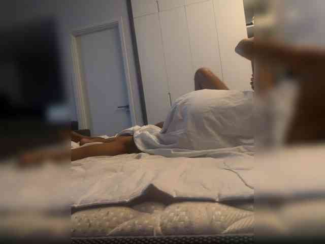 Honeyed_Couple webcam