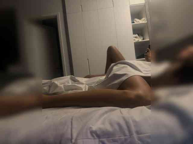 Honeyed_Couple webcam
