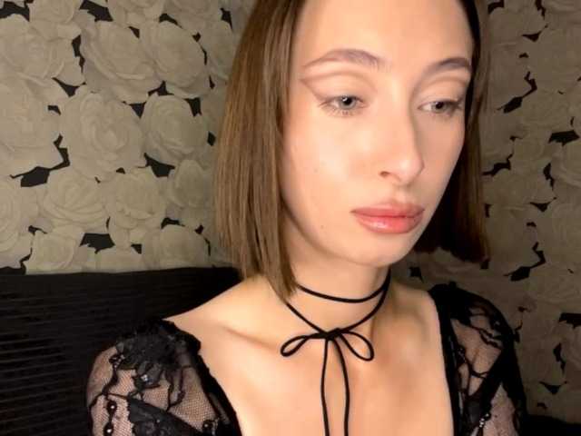 FeTeehee live webcam show
