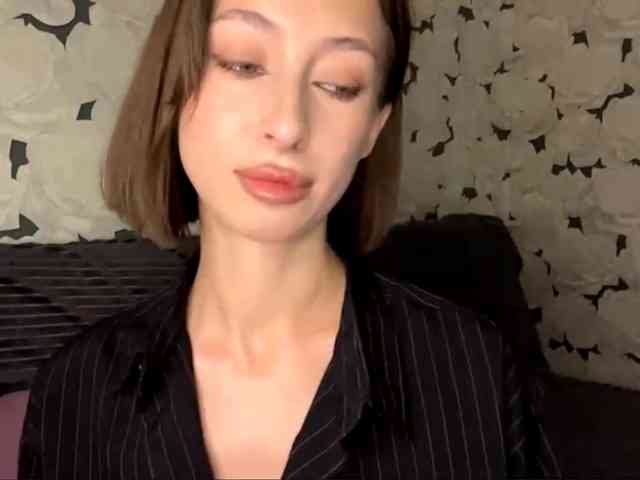 FeTeehee Live Webcam on BongaCams