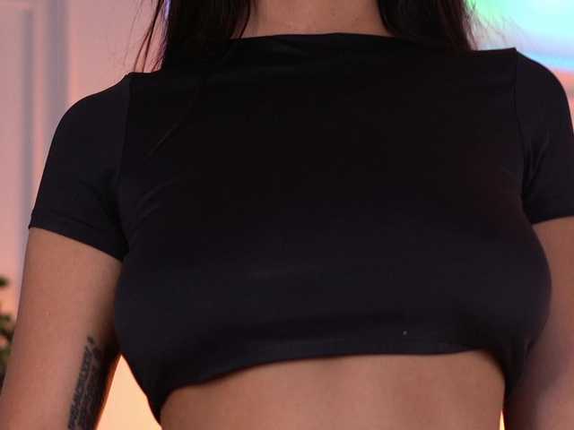 SiennaHays live cam on BongaCams