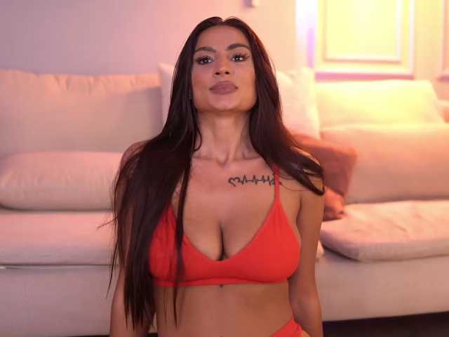 SiennaHays live cam on BongaCams