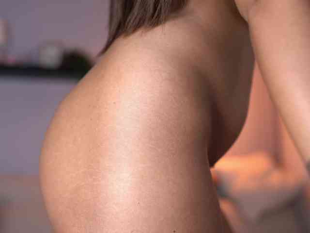 SiennaHays webcam