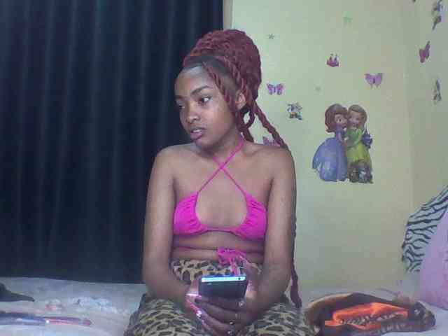Prettyulenda webcam