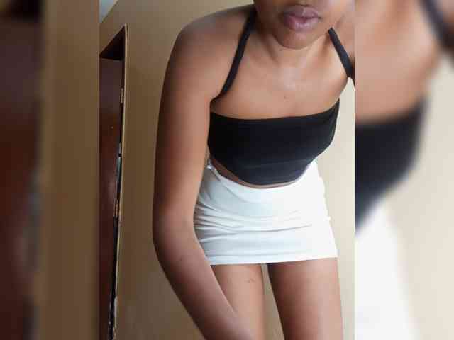 Prettyulenda webcam