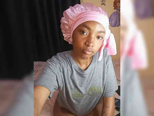 Prettyulenda webcam
