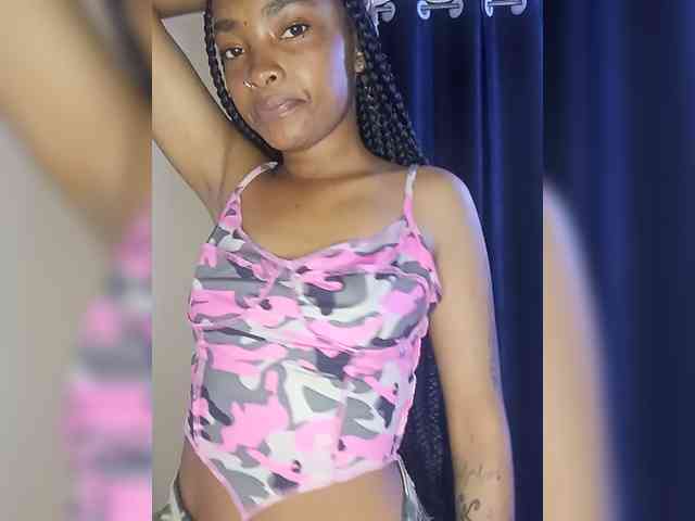 Prettyulenda webcam