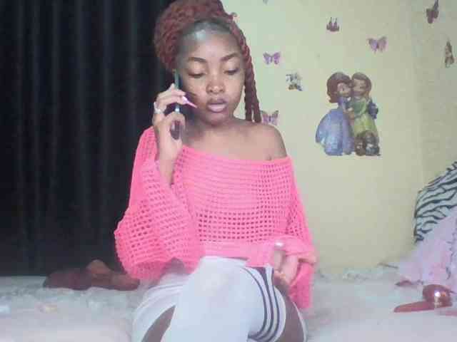 Prettyulenda webcam