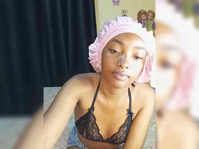 Prettyulenda webcam