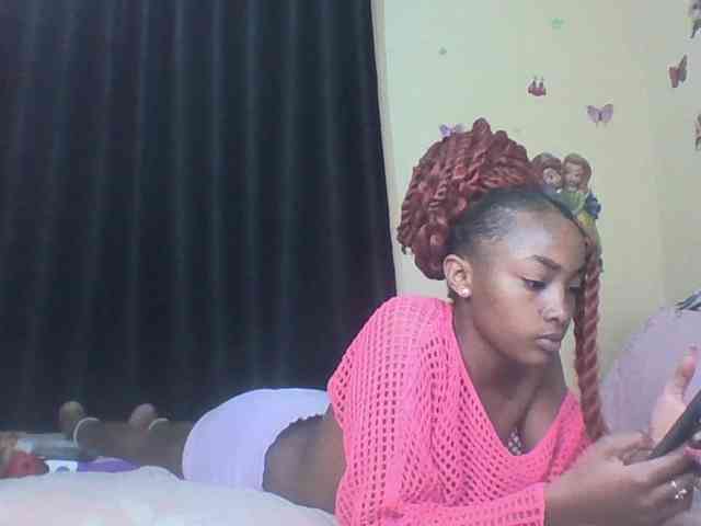 Prettyulenda webcam