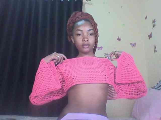 Prettyulenda webcam