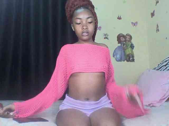 Prettyulenda webcam